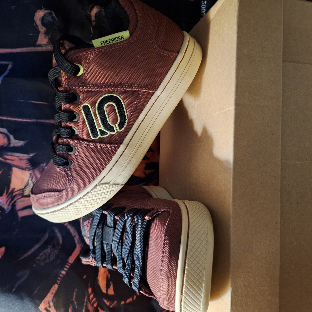 Five Ten Freerider Brown Sneakers